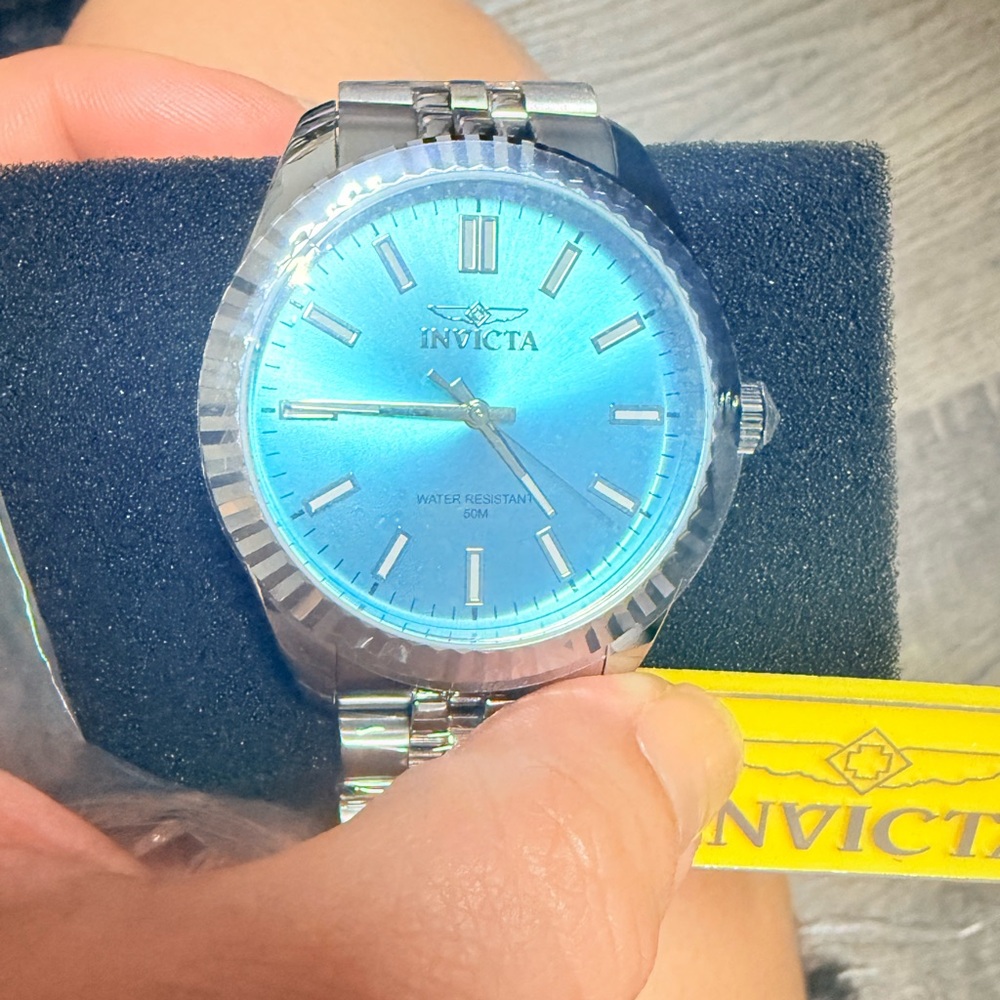 Invicta HIS & HERS Silver Watch with Blue Dial. Brand New!!!!
